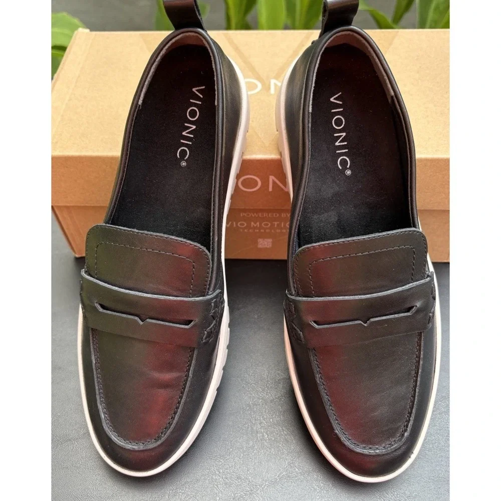 Vionic Women's Uptown Loafer Black Size 9 Orthopedic
